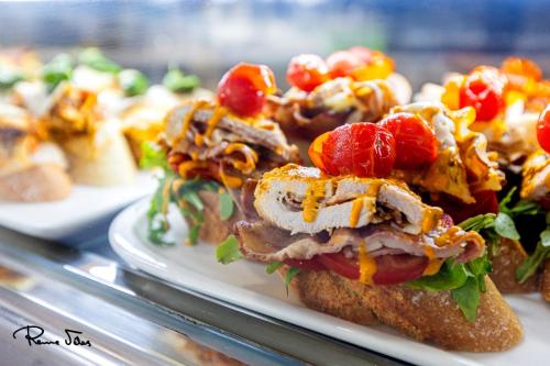 Jídlo v hotelu nebo okolí