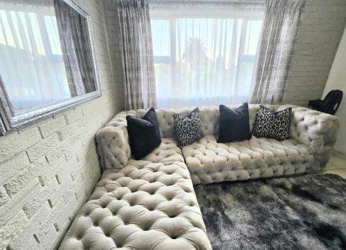 Posezení v ubytování Zhantique Guest House 2- Unit 12