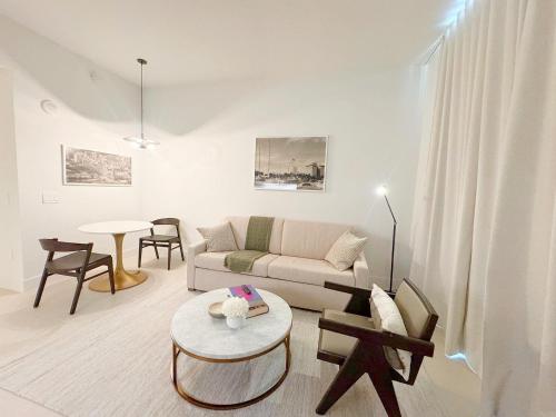 Χώρος καθιστικού στο Gale Hotel - Luxury Condo On the High