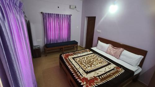 Postel nebo postele na pokoji v ubytování Le Relax Stay 3Bhk