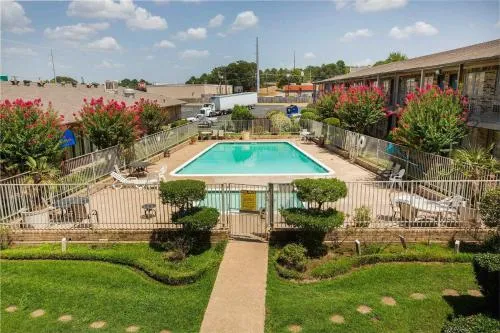 OYO Hotel Tyler Lindale in Tyler