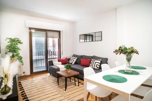 Premium Apartment · 2BR · Historic City Center Sol