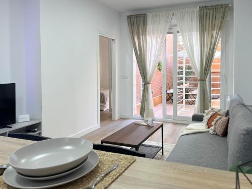 Urban-Usera with Terrace in Madrid Chinatown