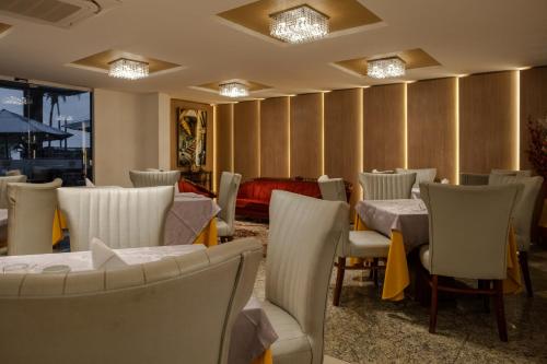 Χώρος καθιστικού στο Laguna Praia Hotel