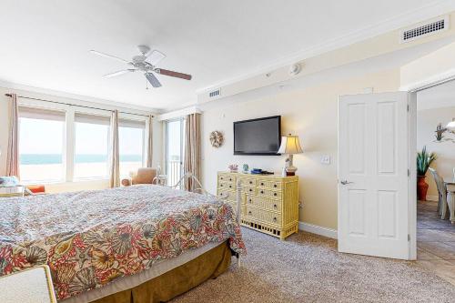 Ένα ή περισσότερα κρεβάτια σε δωμάτιο στο Belmont Towers 305