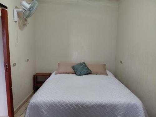 En eller flere senge i et værelse på La casa del abuelo Tata