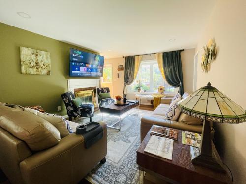 Billede fra billedgalleriet på Private Estate, Walk to Princeton Downtown, 3-Bedrooms 2-Bath with Free Parking i Princeton