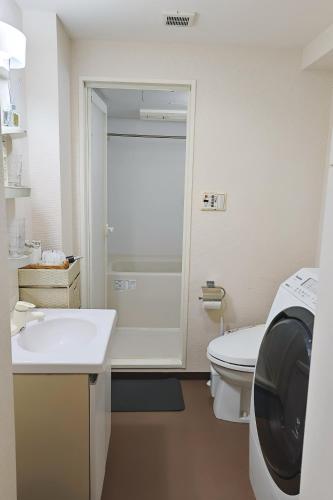 Spacious and Cozy Room in Kinshicho-011