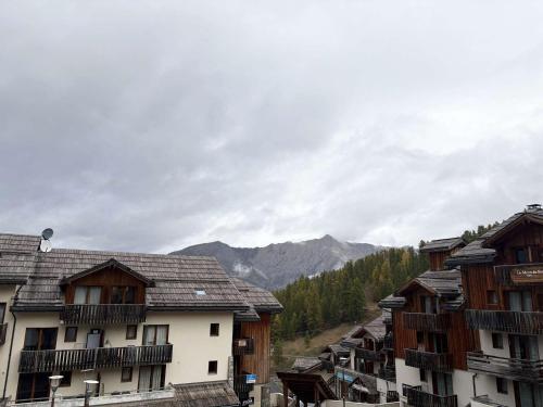 Appartement au pied des pistes avec sauna à Les Orres - FR-1-322-694