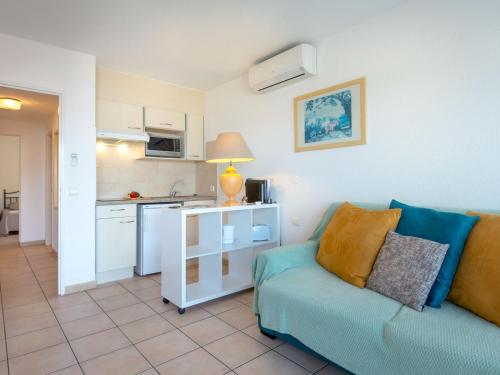 Appartement 2 pièces avec Terrasse - Plage à 50m - Climatisé - Proche Gare et Commerces