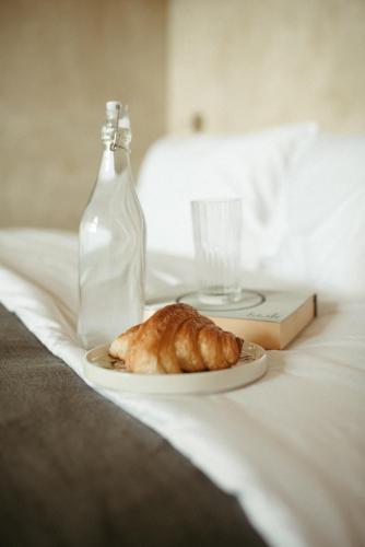 Ένα ή περισσότερα κρεβάτια σε δωμάτιο στο The Iggy Hotel Seseh Loft 6