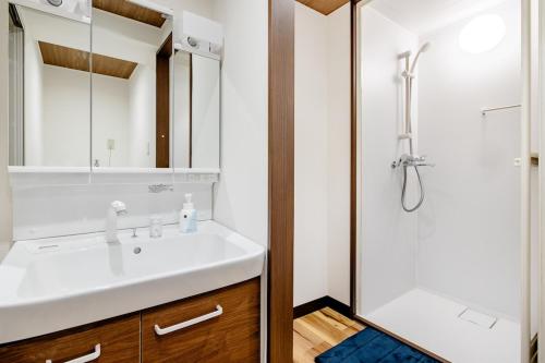 Shinjuku 10min Top FL Apartment -3min to Sta -Max6ppl 3bd