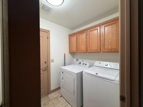 Küche/Küchenzeile in der Unterkunft Joshua Tree Luxury Stay 5 mins from park