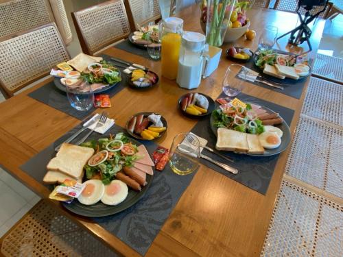 Mad i villaen eller i nærheden