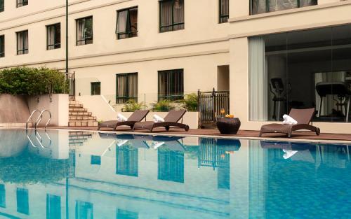 Bazén v ubytování Mayfair Hanoi nebo v jeho okolí