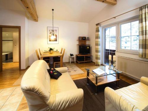 Apartment in Wildschönau with shared sauna, cleaning included