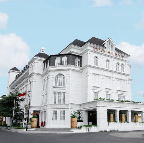 MAHALAYA The Legacy Hotel