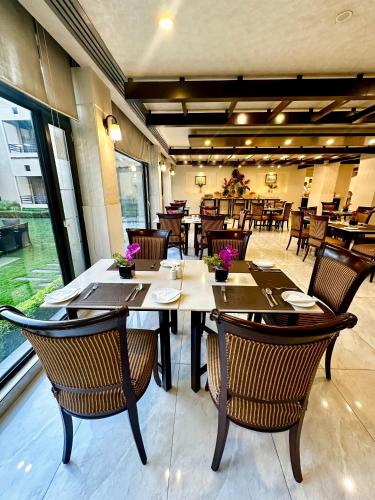 Restaurant o un lloc per menjar a Hotel Margala