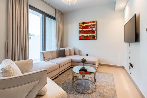 Modern Townhouse in Tilal Al Ghaf I Aura Gardens