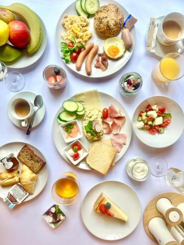 Jídlo v hotelu nebo okolí