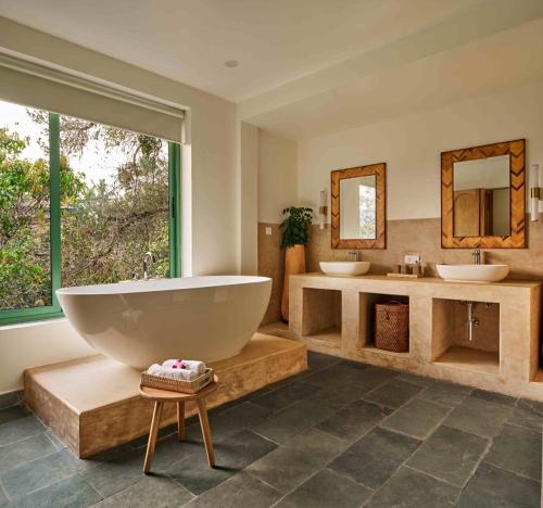 Koupelna v ubytování Casa De Verde by SOAL-Luxury pool villa & terrace