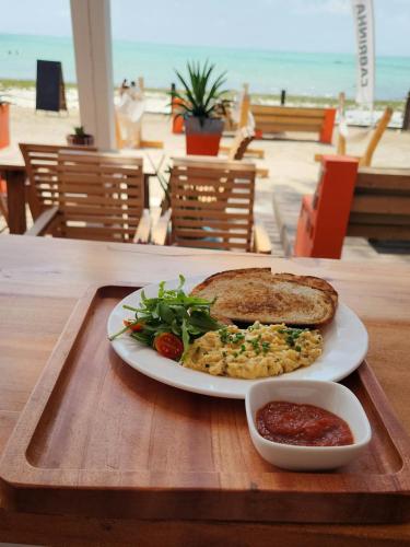 Jídlo v hotelu nebo okolí