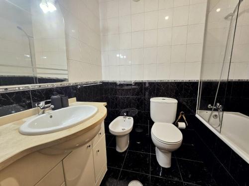 Ένα μπάνιο στο O Sítio da Marta