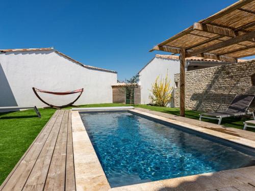 Maison moderne au Bois-Plage-en-Ré avec jardin - FR-1-835-3