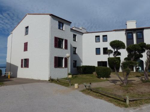 Grand appartement face au lac, vue sur les Pyrénées