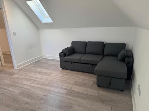 Χώρος καθιστικού στο Flat 9 - Epsom High Street