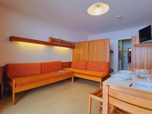 Studio chaleureux - 4 pers, proche pistes, Wifi, parking, animaux acceptés - FR-1-525-269