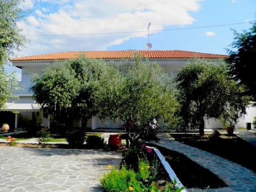 Gallery image of Asterias Studios in Astris