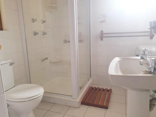 Koupelna v ubytování Happidaze