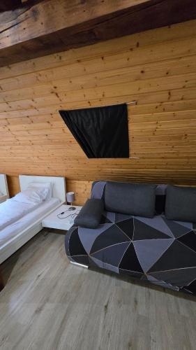 Cozy studio with Roof Terrace for 3