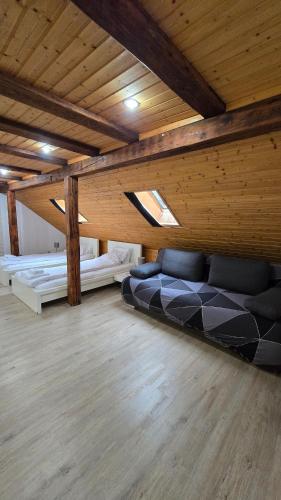 Cozy studio with Roof Terrace for 3