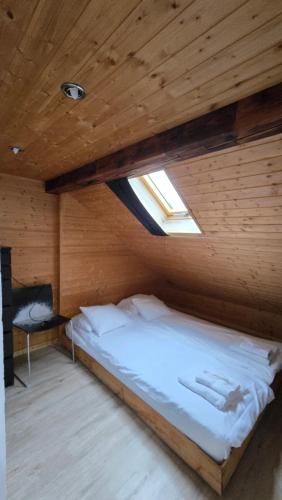 Attic Loft with rooftop terrace!