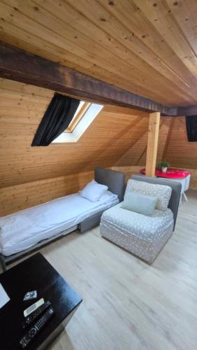 Attic Loft with rooftop terrace!