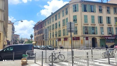 chambre en colocation appartement partagé moyenne durée 1
