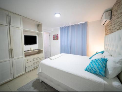 Fully Equipped New 3br Apt dt 2mins To The Beach