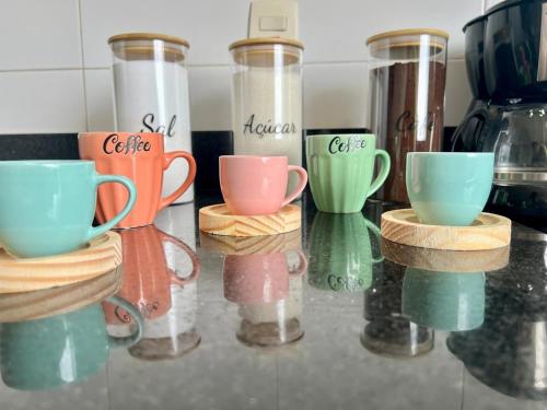 Kohvi ja tee valmistamise võimalus majutusasutuses Garvey 1014 Studio Catedral By Hospede Fácil