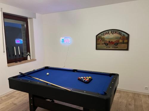 Een biljarttafel in Haus am Bach