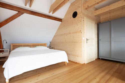 Postel nebo postele na pokoji v ubytování Panoramablick Bucklige Welt