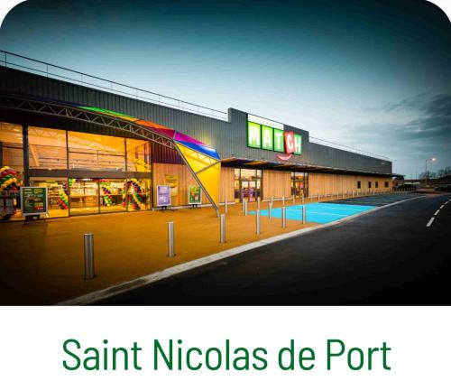 Certificato, attestato, insegna o altro documento esposto da Charmant T2 refait à neuf 1chambre 1 canapé lit dans le bureau et 1 canapé lit dans le salon