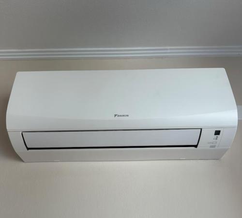 地拉那Modern Comfy with Garage in Tirana的相册照片