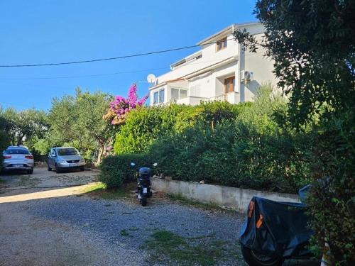 Apartments by the sea Barbat, Rab - 24932