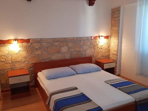 Apartments with parking space Grebastica, Sibenik - 24934