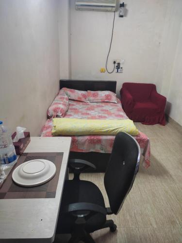 Short stay service apartment
