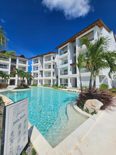 Πισίνα στο ή κοντά στο Garden Breeze Penthouse & Pool View l Ghibli 401