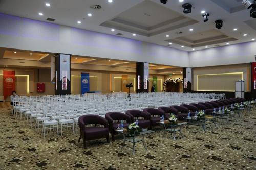 Kawasan bisnes dan/atau bilik persidangan di Grand Asya Hotel