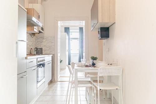 Lovely 2BR Apartment, Near U6 Schöpfwerk